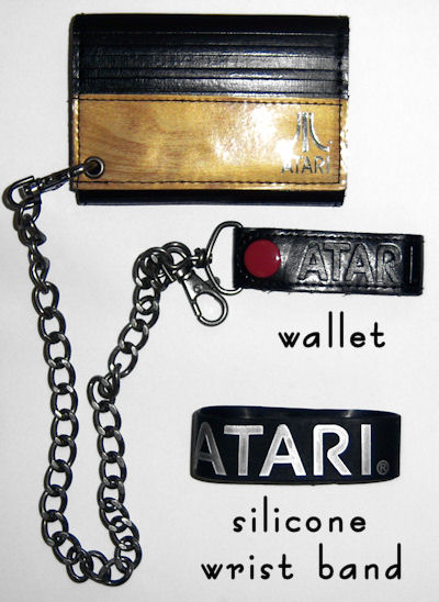 Atari Leather Chain Wallet & Wristband Set 001